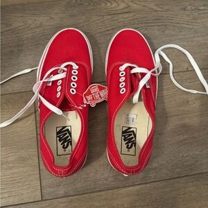 NWT 8.5 Womens 7 Mens  classic Red Vans New 
Authentic Iconic Canvas Shoe skate